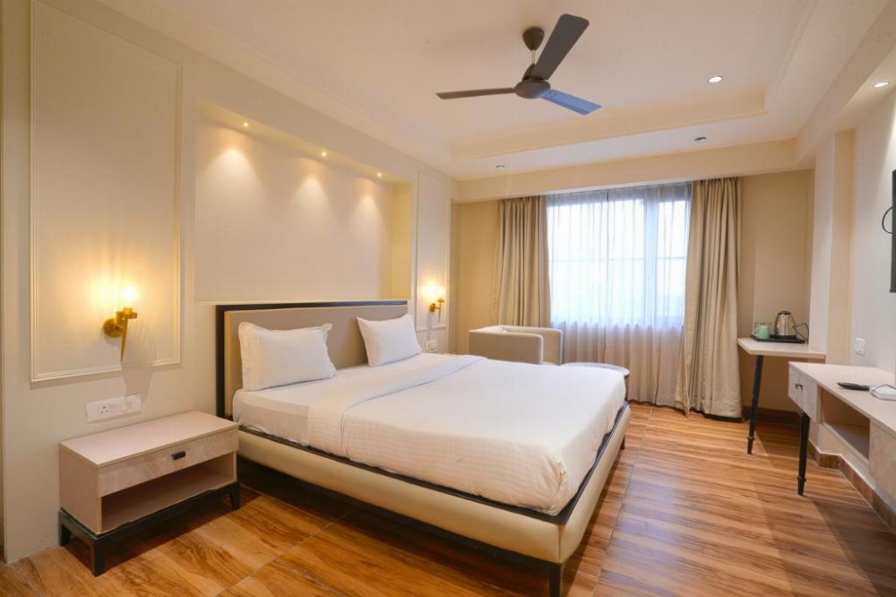 Room image 2