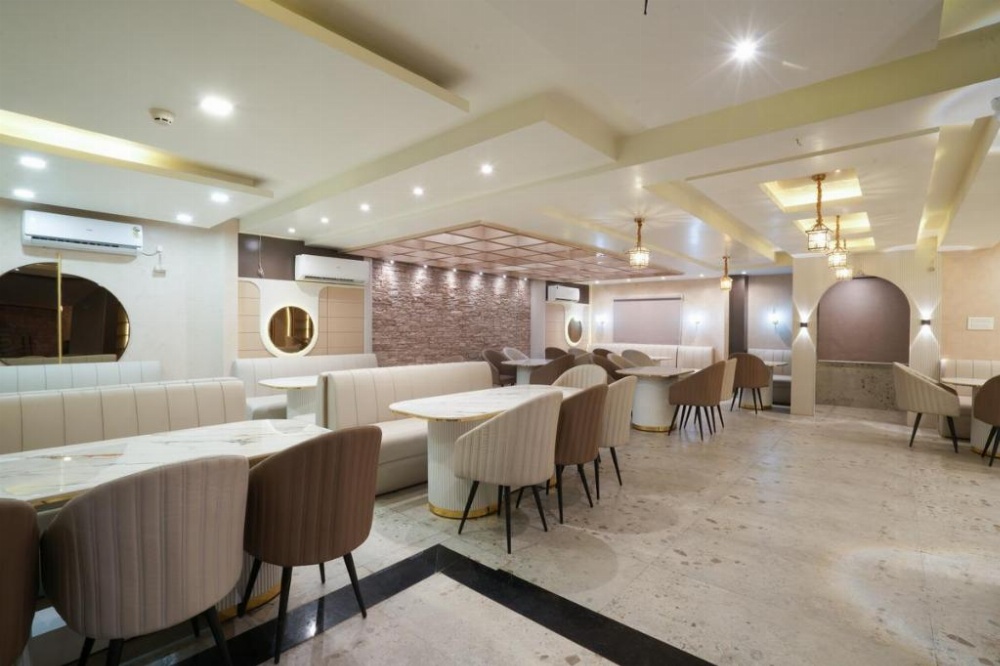 Hotel Square 36